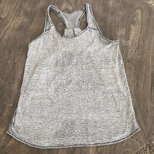 White print lululemon tank